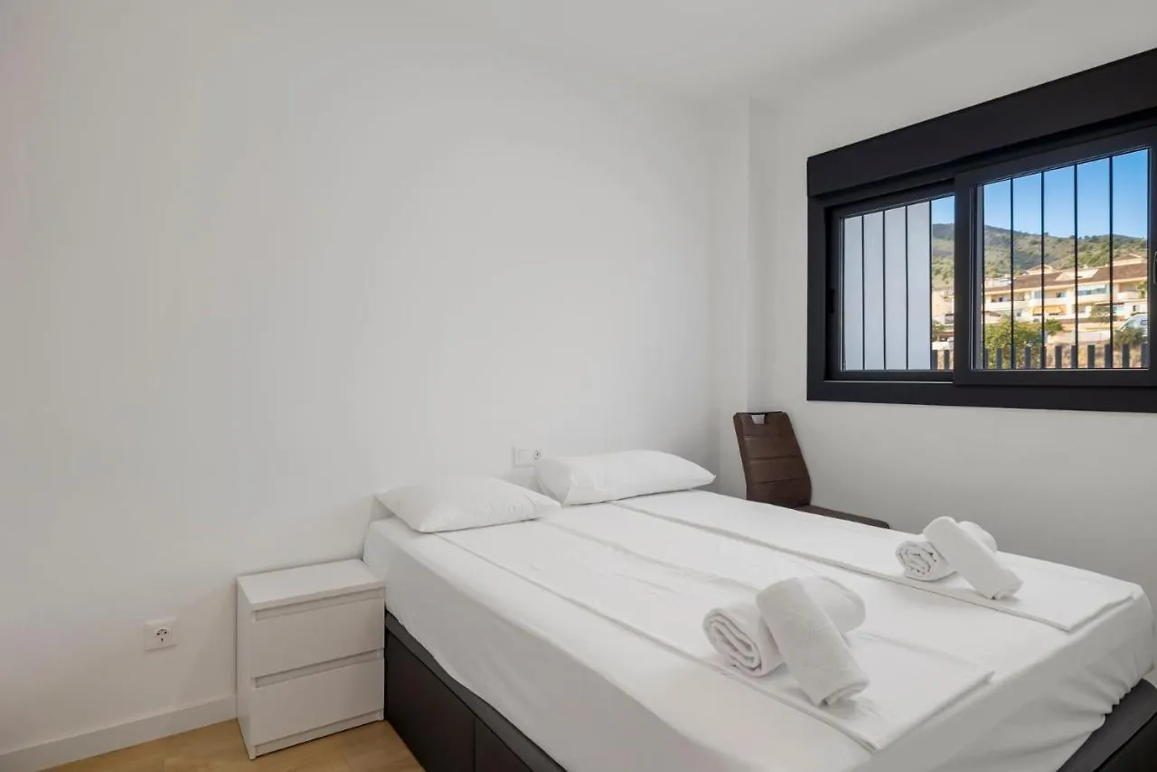 Apartment Panoramic Terrace With Pool In Benalmadena By Costarentals - Ref 43